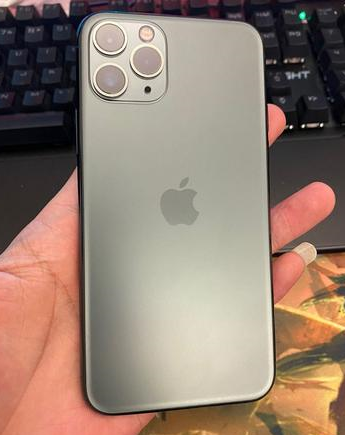 北镇苹果维修点分享iPhone 11 Pro黑屏小众故障解析 